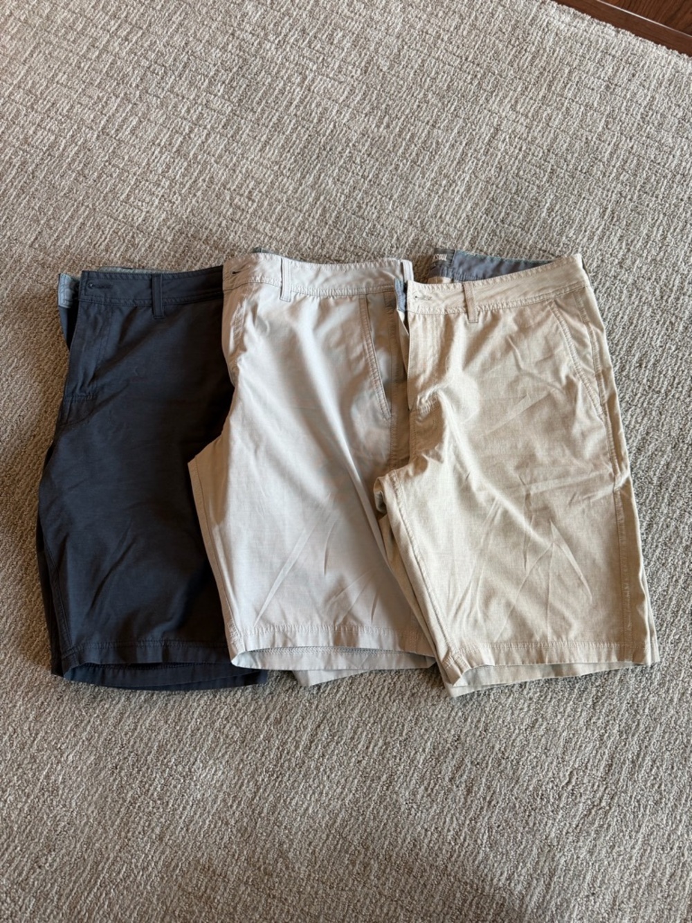 3 Pairs of Men’s LINKSOUL shorts size 33